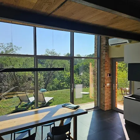 The Window On The Forest View Hébergement de vacances Capriglio